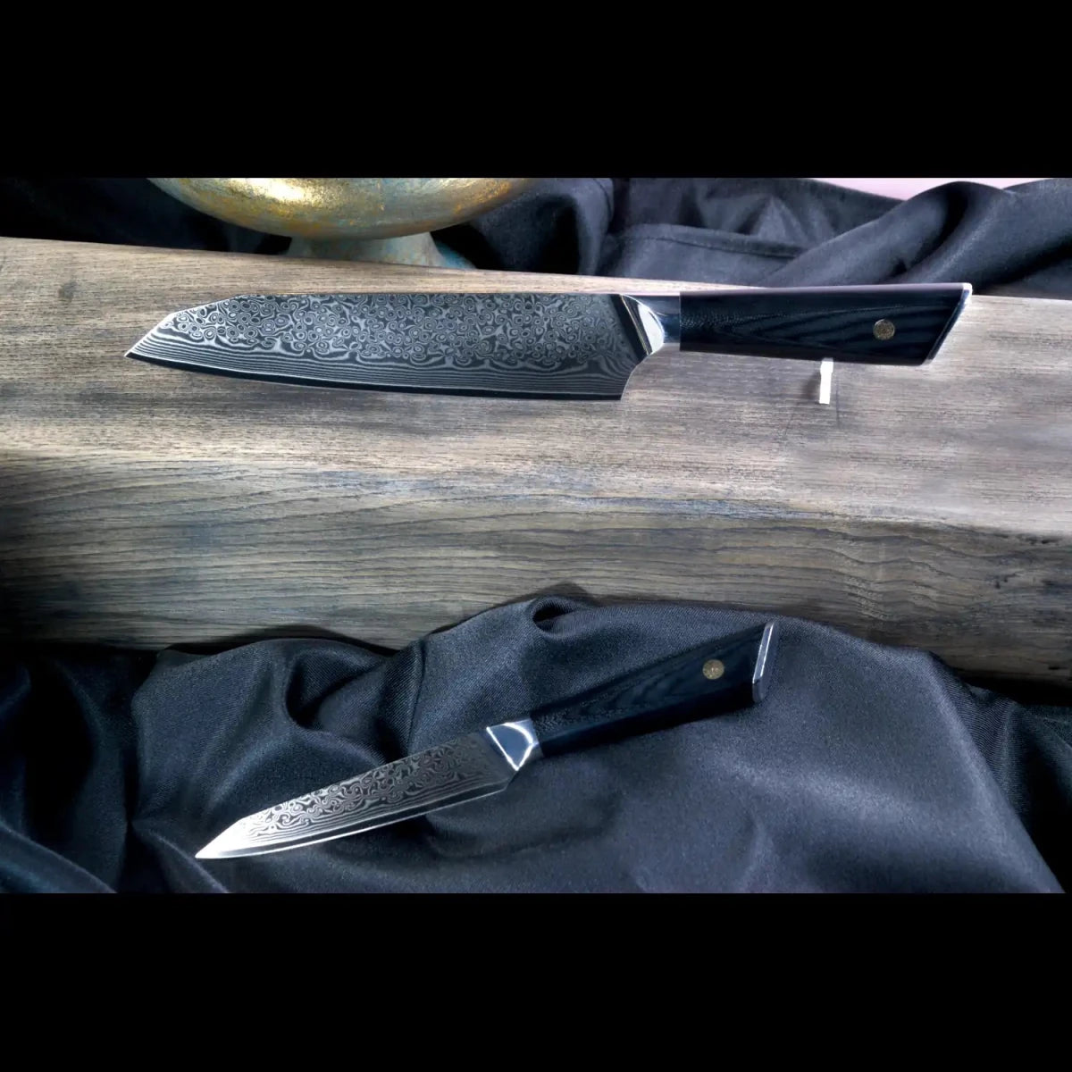 2er Damastmesser: Santoku & 13 cm Allzweckmesser, VG10-Kernstahl, 67 Lagen, schwarzer G10-Griff