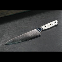 Damast Kochmesser 21 cm mit weißem Howlith-Mineralgriff und VG10 Kernstahl