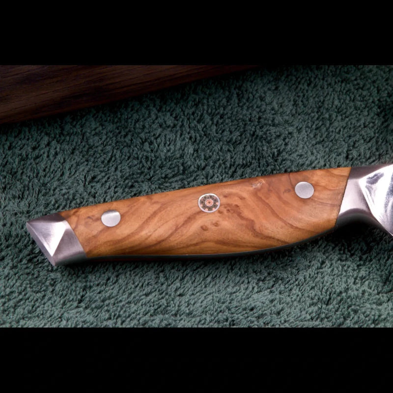 Olivenholzgriff des SKeld®vDamastmessers, ergonomisch geformt