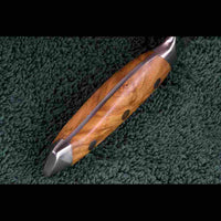 SKeld™ - Schneidemesser Messergriff aus edlem Olivenholz, nahtlos aus einem Stück Stahl 