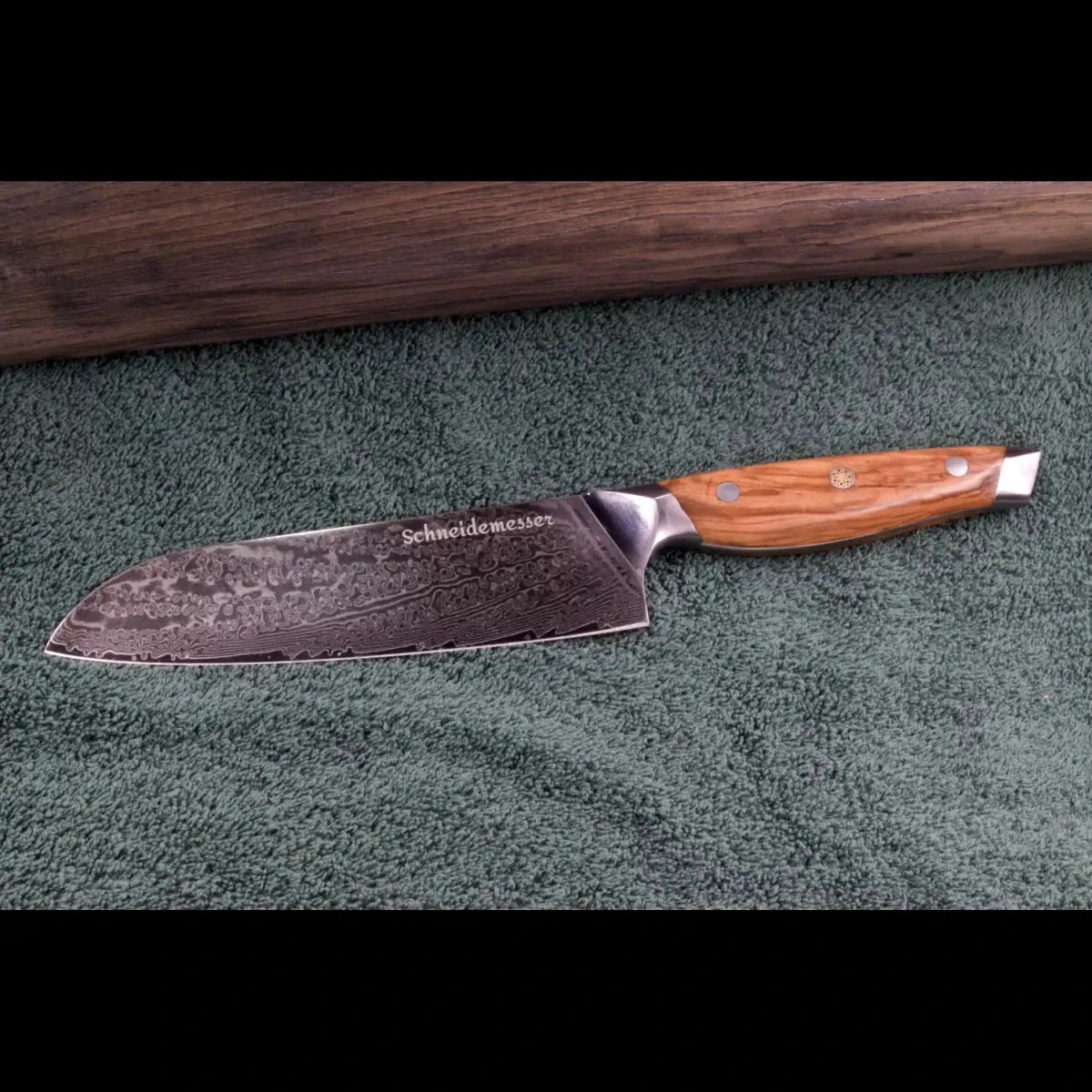 SKeld® Damast Santokumesser mit VG10 Kernstahl und Olivenholzgriff